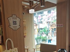 -霸王茶姬(南强街店)