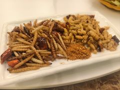 -菌海森林·非遗野生菌火锅(西山区滇池路摩根道店)