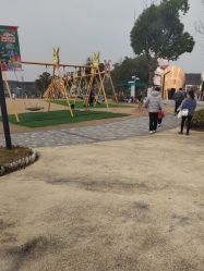 -季高兔窝窝亲子园(上海薰衣草公园店)