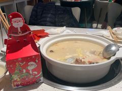 -三人行骨头王火锅(长寿店)