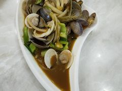 -覃记海鲜美食餐厅