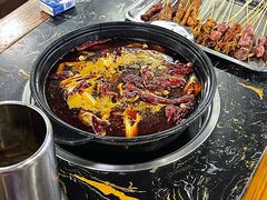 -灌县老妈砂锅串串香(万科红生活广场店)