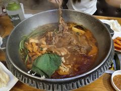 -喇喇排骨火锅·传统韩式脊骨汤(望京西园总店)
