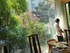 -虹泥小厨(南国花园总店)