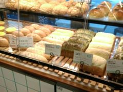 -Dough&Joe团憩(瑞虹天地月亮湾店)