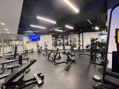 -超鹿运动(达信大厦店)