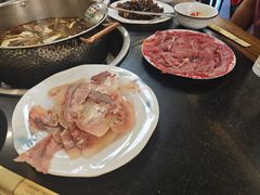 -乳仔牛牦牛汤锅 烤羊排(松潘古城店)