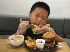 -HELLO 27 意面·沙拉·帕尼尼