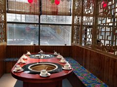 -袁小二大东北铁锅炖(吉祥村总部)