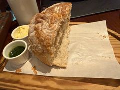 -恰餐厅及酒吧 CHAR Bar & Grill (北京丽都皇冠假日店)