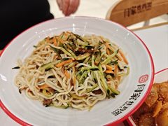 -闫家炸鸡架(五爱总店)