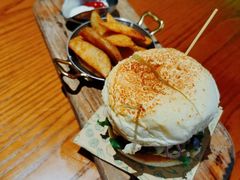 超厚芝士牛肉汉堡-魏斯理汉堡(西安沣东吾悦店)