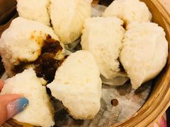 蜜汁叉烧包-点都德(聚福楼店)