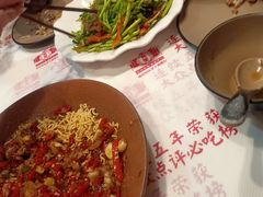 -堂瓦里·33年传统赣菜(第一街区店)