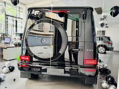 -上海星瀚奔驰4S店(红柳路店)