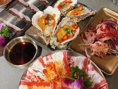 -围炉肉舍•炭烤活鳗•丹东海鲜烤肉(步行街店)