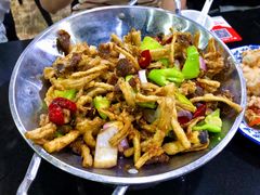 干煸茶树菇-一锅厨东北水饺店(厦大店)