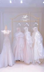 -LOVE SHINE婚纱·红鼎庄龙凤褂·妈妈装定制