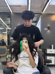 -藤野造型烫发染发