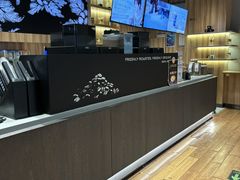 -瑞幸咖啡(纽宾凯酒店新华路店)