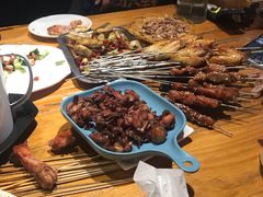 -喝丢一只鞋海鲜烧烤·海肠捞饭(文体街店)