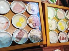 -良米山·云南野生菌过桥米线(上海首店)