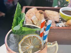 -Famous肥猫墨西哥音乐餐吧(五棵松华熙LIVE店)