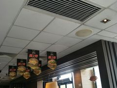 -麦当劳(红旗路店)