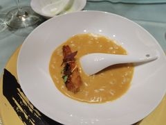 -湖影中餐厅·南京金茂威斯汀大酒店