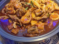 -徐记小怪兽肉蟹煲店(哈西万达金街店)