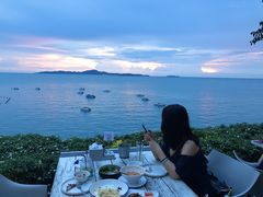 -网红落日悬崖餐厅 The Sky Gallery