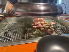 雪花肉粒-肉甲韩国木炭烤肉(新壹街1店)
