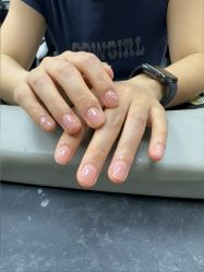 -芊屿芊浔美甲