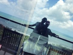 -三亚湾海居铂尔曼度假酒店