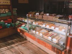面包甜点陈列柜-南宋胡记(杭州体育场路店)