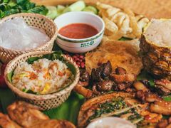 -石屏老字号4号包浆豆腐美食城(泼水广场店)