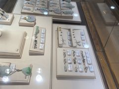 -品真阁华夏典当行(四通桥店)