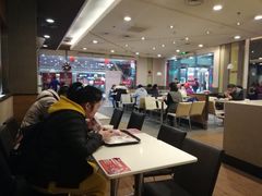 大堂-肯德基(龙之梦购物中心店)