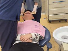 -瑞尔齿科(上海长风大悦城店)