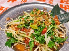 -威记烧嘢·南宁烧烤·超级生牛(绿地店)
