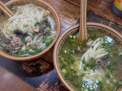 -正宗李家土鸡米线店
