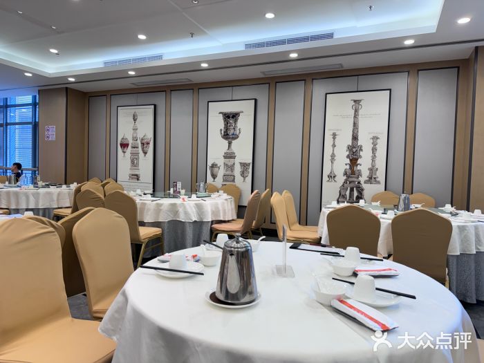 金时代顺风大酒店(临港百联店)图片