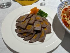 咸蛋黄鹅肝-弘雅饭店