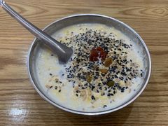 -白翔甜食店
