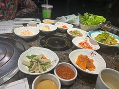 -肉加韩国料理·烤肉(金茂湾店)