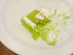 抹茶树莓酱浮云卷-black rainbow coffee