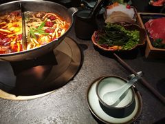 -湊湊火锅·茶憩(新中关购物中心店)