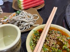 -宽板凳老灶火锅(台湾街店)