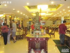 -鱼王府大酒店