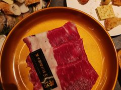 -牛YO寿喜烧·铁板烧和牛火锅自助(市府恒隆店)